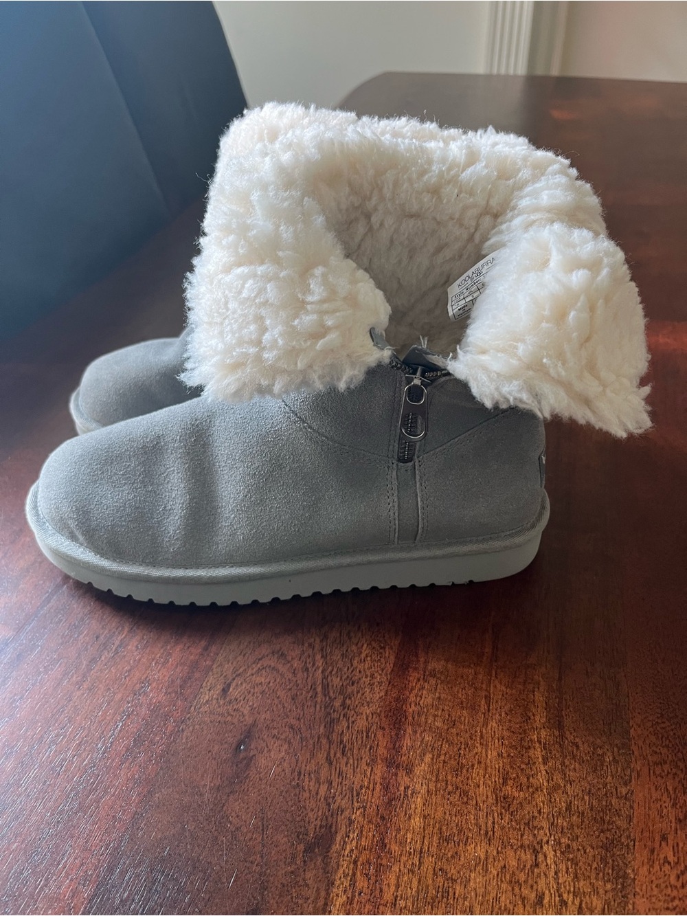 Kookaburra by Ugg ankle boots